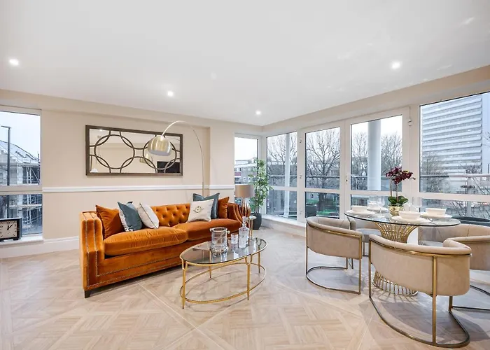 Stylish 2 Bedroom Apartment With Ac In Chiswick London