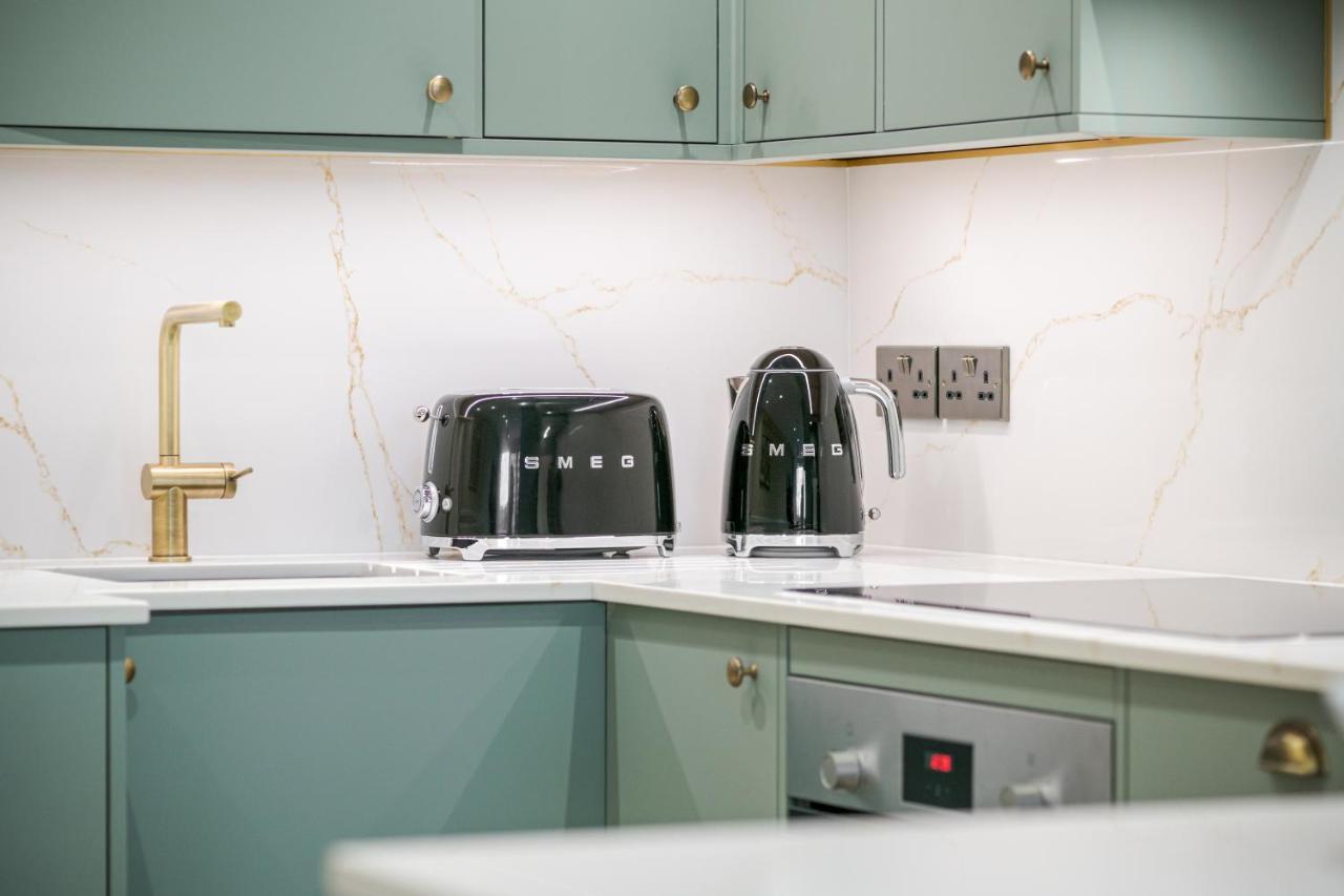 Stylish 2 Bedroom With Ac In Chiswick