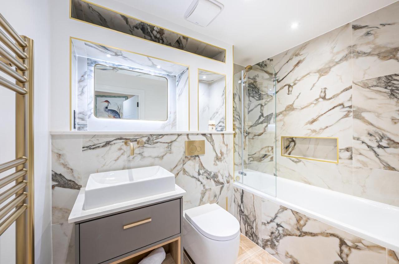 Stylish 2 Bedroom With Ac In Chiswick